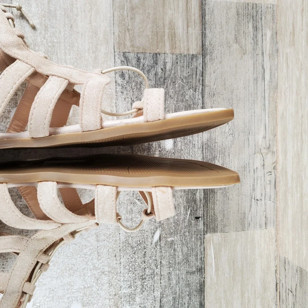 GC Shoes Alma Womens Gladiator Sandal Sz 8 Beige Suede Comfort Open & Square Toe
